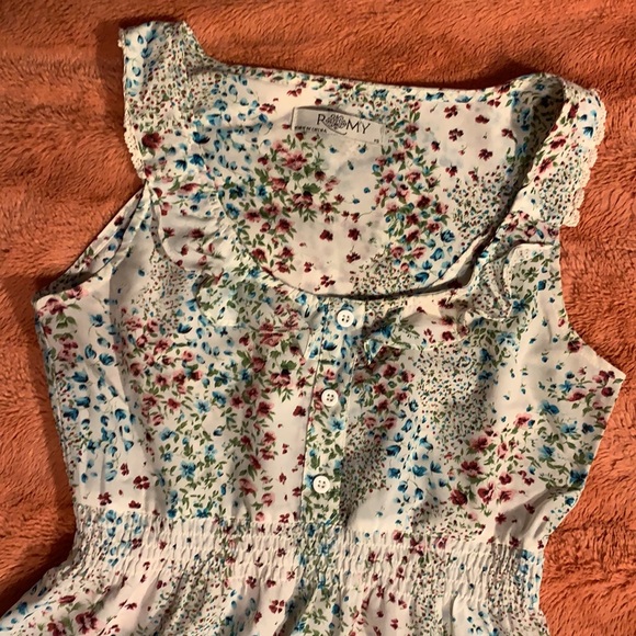 Romy Floral Sleeveless Blouse Buttons, lace, elastic waistband SZ XS - Picture 2 of 8